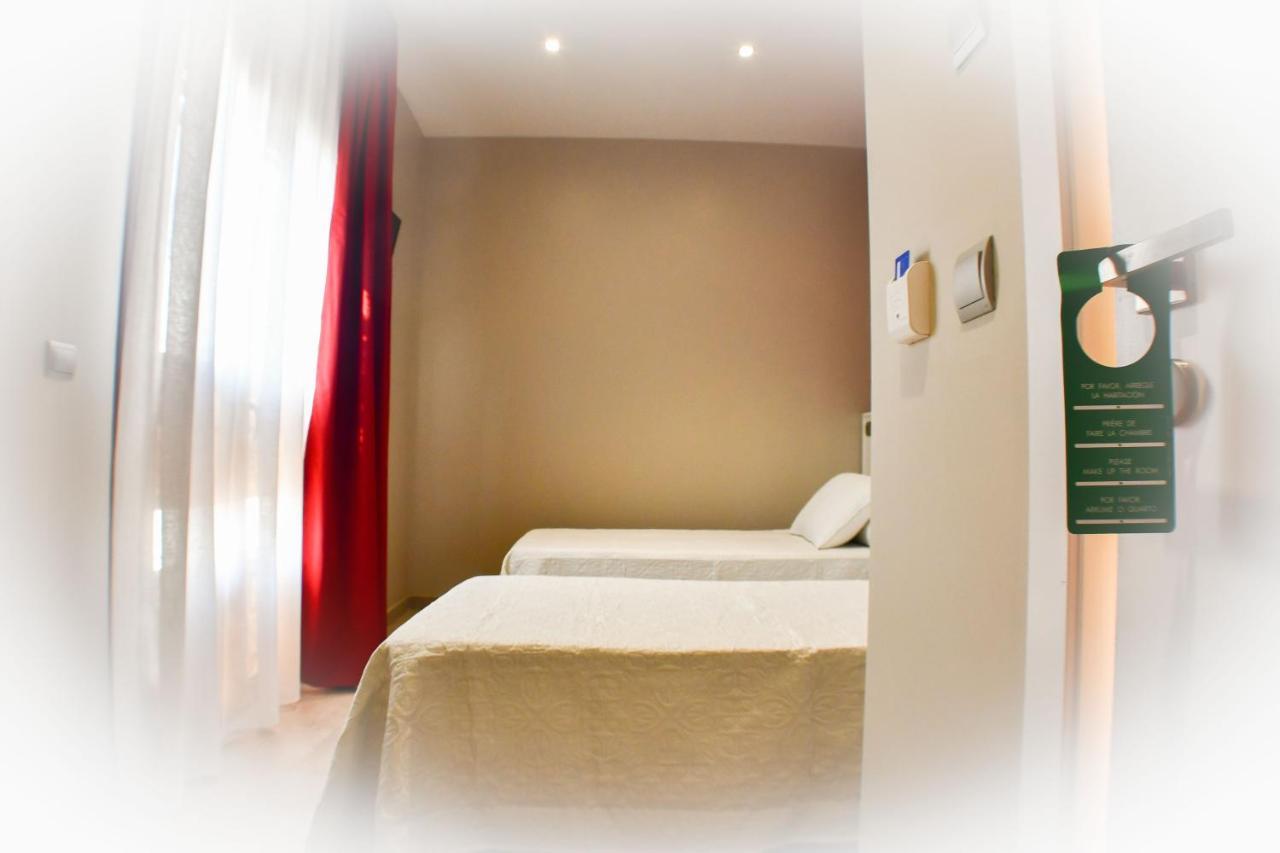 Hostal Playa Candor Rota Εξωτερικό φωτογραφία